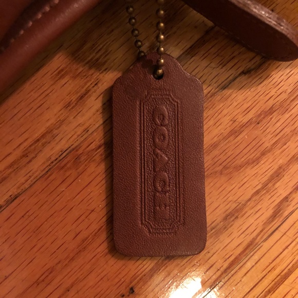 Tan leather Coach cross body bag - Picture 2 of 3